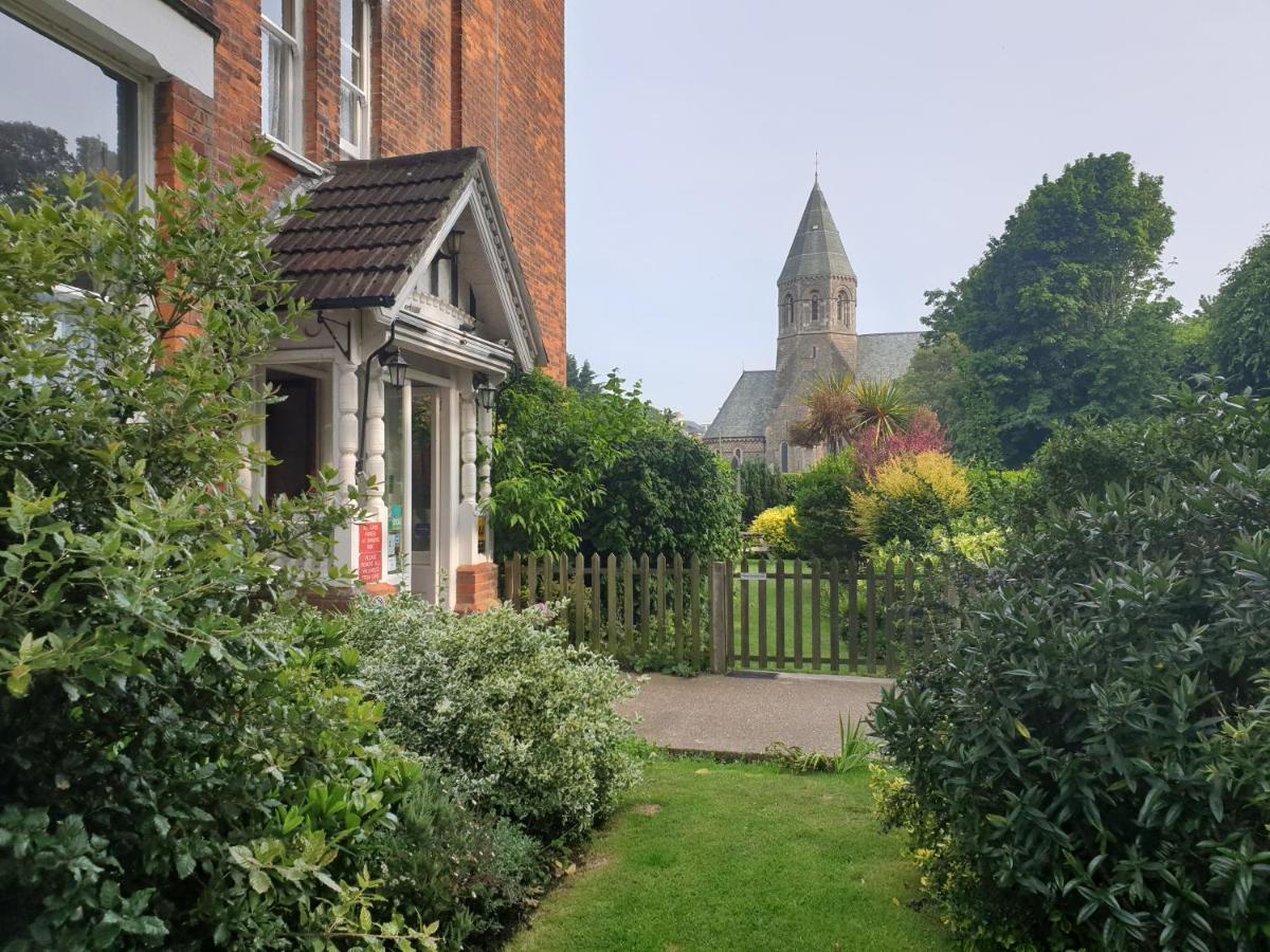 The Wycliffe Bed & Breakfast Folkestone Exterior photo